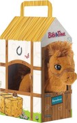 Heunec Bibi & Tina Pferd Amadeus stehend im Stall Heunec Bibi & Tina Pferd Amadeus stehend im Stall