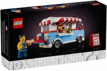 LEGO Icons Retro Food Truck (40681)
