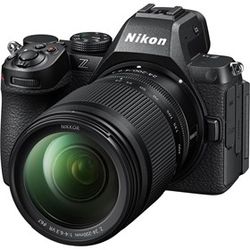Nikon Z5II + 24-200 mm