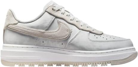 NIKE Air Force 1 Luxe Herren