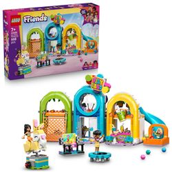 LEGO Friends Cooler Indoor-Spielplatz (42686)