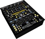 Behringer Digital Pro Mixer DDM4000