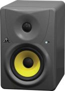 Behringer Truth B1030A