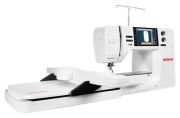 Bernina 700 mit Stickmodul