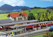 Faller 2 Bahnsteige 222126