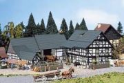 Faller Dreiseit-Hof 232360