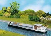 Faller H0 Flussfrachtschiff mit Wohnkajuete (131006)
