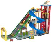 KidKraft Rennautospielset mit Riesenrampe