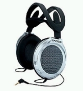 KOSS UR40