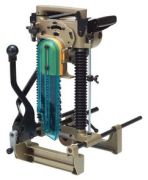 Makita 7104L