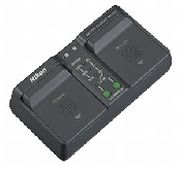 Nikon MH-26a inkl. Adapter